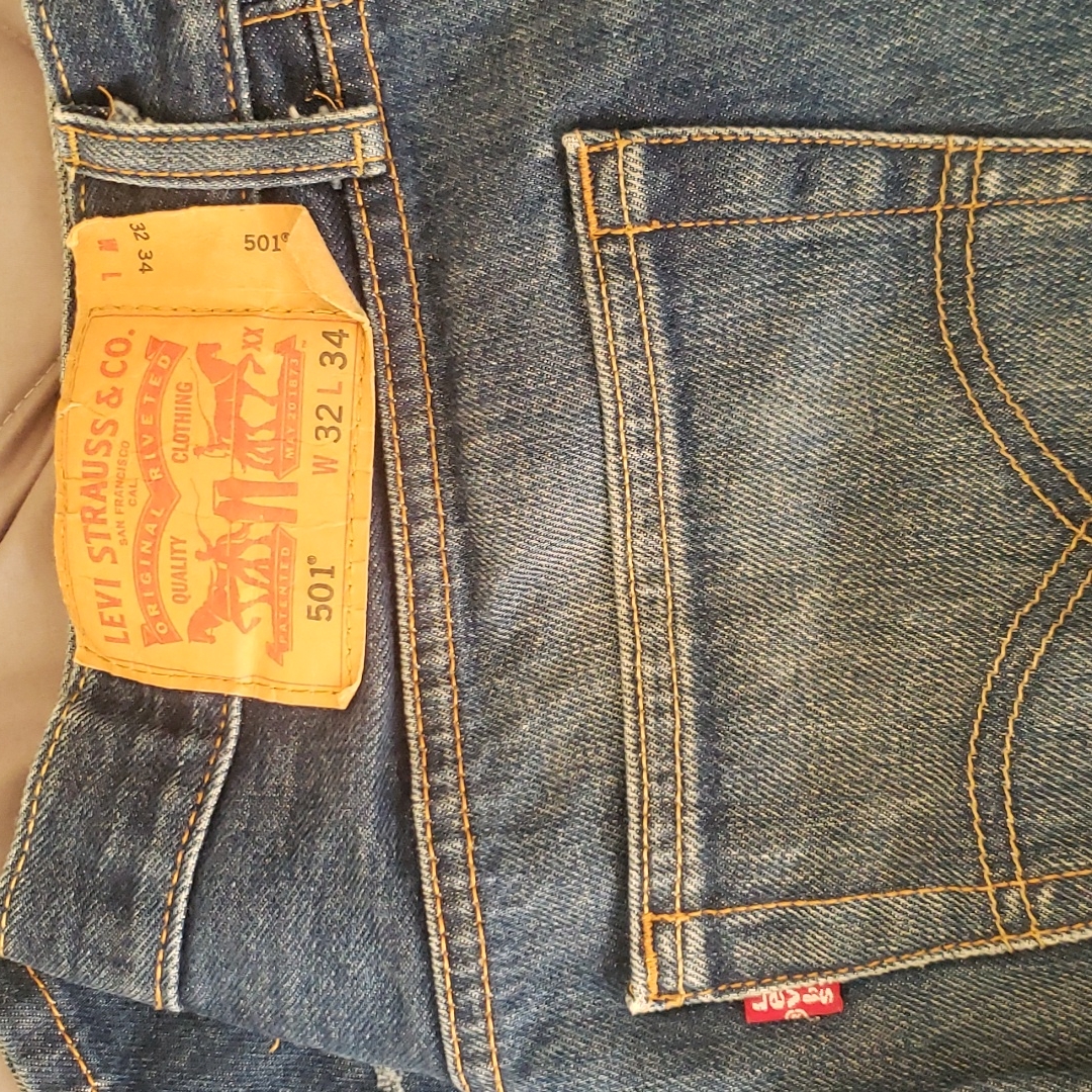 Fly Levi's